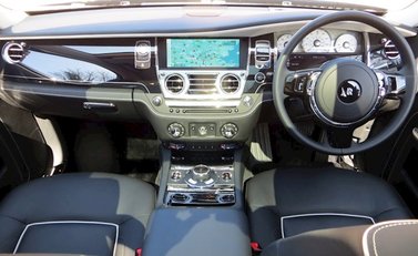 Rolls-Royce Ghost V-Spec 20