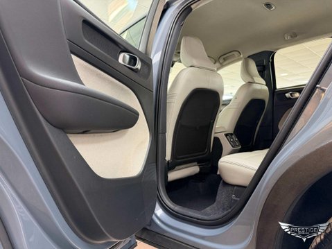 Volvo XC40 1.5 T3 Inscription Auto Euro 6 (s/s) 5dr 50
