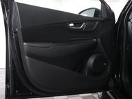 Hyundai KONA PREMIUM 44