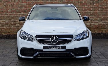 Mercedes-Benz E Class AMG 26