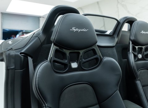Porsche 718 SPYDER 18