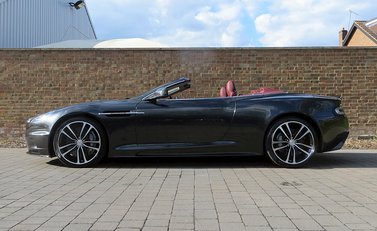 Aston Martin DBS Volante Carbon Edition 7