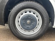 Vauxhall Movano L3H1 F3500 135 ps Lawn Mower Beavertail Truck 27