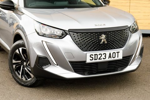 Peugeot 2008 PURETECH S/S ALLURE PREMIUM PLUS 10