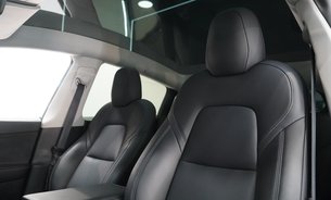 Tesla Model Y LONG RANGE AWD Enhanced Autopilot Auto Park & Summon Deep Blue Metallic 20