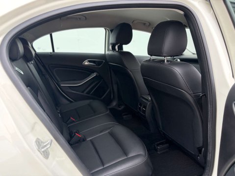 Mercedes-Benz A Class 1.5 A 180 D Sport Executive Auto 5dr 17