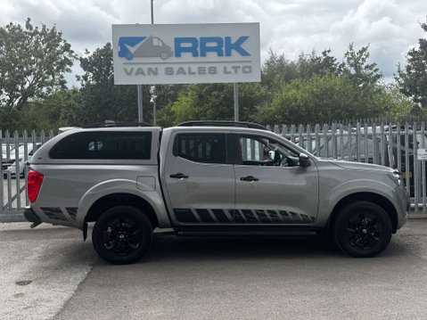 Nissan Navara 2.3 dCi N-Guard Pickup Double Cab 4dr Diesel Auto 4WD Euro 6 (190 ps) 32