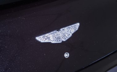 Aston Martin Vanquish S 37