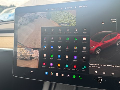 Tesla Model Y (Sold)(Dual Motor) Long Range SUV 5dr Electric Auto 4WDE (384 bhp) 30