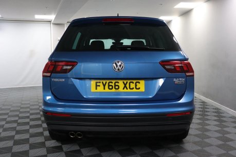 Volkswagen Tiguan SE NAV TDI BMT 4MOTION 7