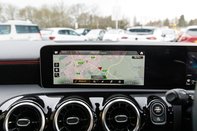 Mercedes-Benz A Class A 200 AMG LINE EXECUTIVE 27