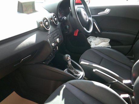 Audi A1 SPORTBACK TFSI S LINE ONLY 45,000 MILES FROM NEW 17