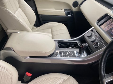Land Rover Range Rover Sport 3.0 SD V6 HSE Dynamic Auto 4WD Euro 5 (s/s) 5dr 52