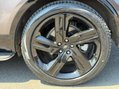 Land Rover Discovery 3.0 D300 R-DYNAMIC HSE MHEV 16
