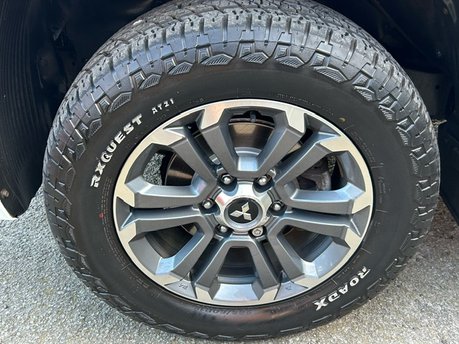 Mitsubishi L200 DI-D WARRIOR DCB 2