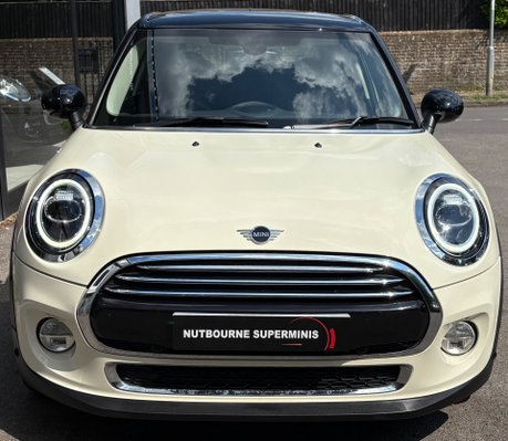 Mini Hatch Cooper 1.5 Petrol Manual Exclusive Comfort+ Nav 5 door - DEPOSIT TAKEN 7