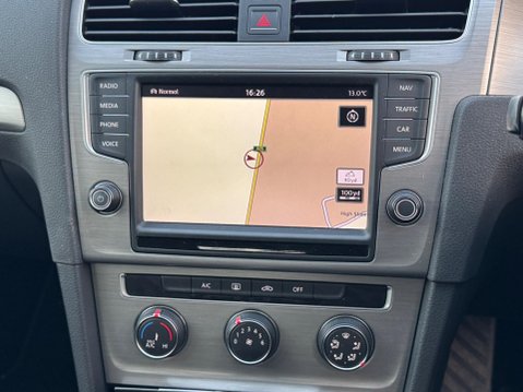 Volkswagen Golf 1.4 TSI BlueMotion Tech Match DSG Euro 5 (s/s) 5dr 11