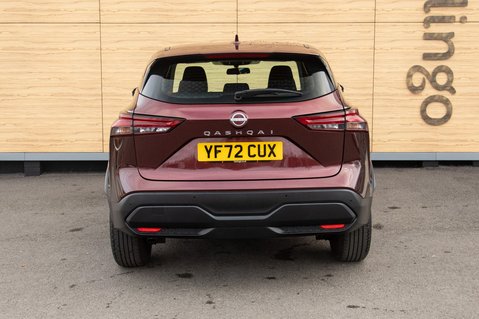 Nissan Qashqai DIG-T ACENTA PREMIUM MHEV 6