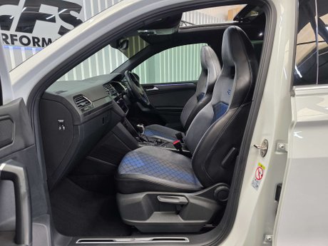 Volkswagen Tiguan 2.0 TSI R SUV 5dr Petrol DSG 4Motion Euro 6 (s/s) (320 ps) 42