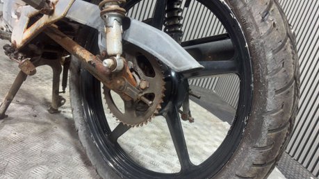 Yamaha YBR 125 2013 36K RUNNING PROJECT BIKE SPARES OR REPAIR 125CC LEARNER 25