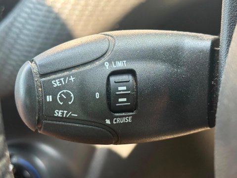 Peugeot 208 1.2 PureTech Active Euro 6 (s/s) 5dr 17