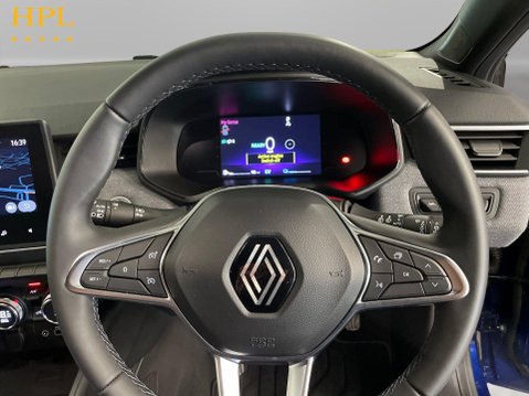 Renault Clio 1.6 E-TECH techno Hatchback 5dr Petrol Hybrid Auto Euro 6 (s/s) (145 ps) 13