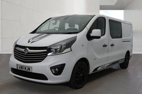 Vauxhall Vivaro Crew Cab LWB L2H1 Low Roof Limited 2900 Air Con Alloys Sensors EURO 6 NO VA