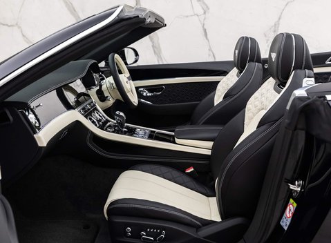 Bentley Continental GT V8 Convertible 15
