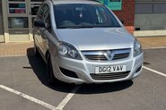 Vauxhall Zafira 1.7 CDTi ecoFLEX Exclusiv MPV 5dr Diesel Manual Euro 5 (SNav) (110 ps) 1