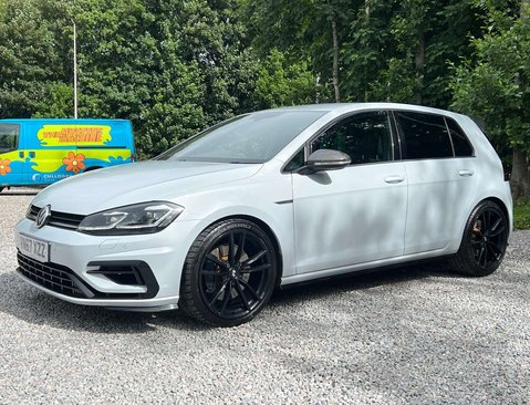 Volkswagen Golf 2.0 Golf R TSi 4WD 5dr 11