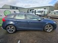 Volvo V40 D2 R-DESIGN 2