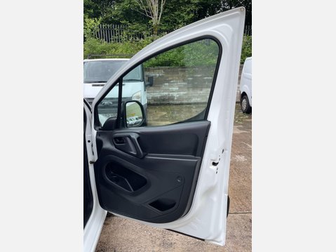 Citroen Berlingo 1.6 HDi 625 Enterprise L1 5dr 19