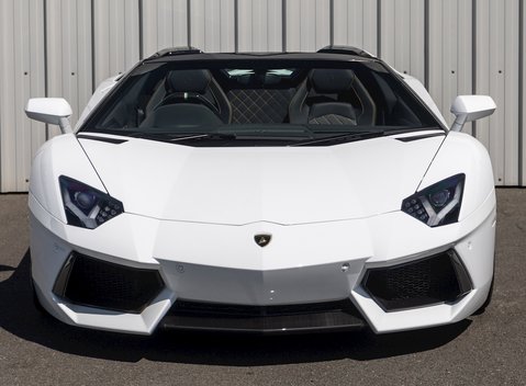 Lamborghini Aventador LP700-4 Roadster 4