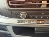 Peugeot Expert MWB L2H1 Low Roof Professional Air Con Cruise Sensors EURO 6 31