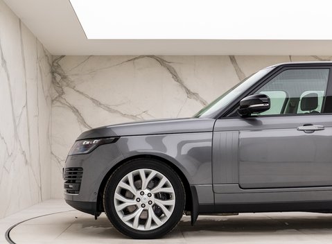 Land Rover Range Rover 4.4 SDV8 Vogue SE 24