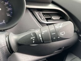 Toyota C-HR 1.8 C-HR Icon HEV CVT 5dr 49