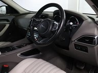 Jaguar F-Pace PORTFOLIO AWD 5