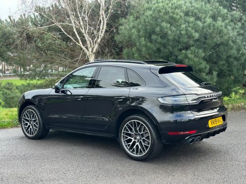 Porsche Macan 3.0T V6 S PDK 4WD Euro 6 (s/s) 5dr 32