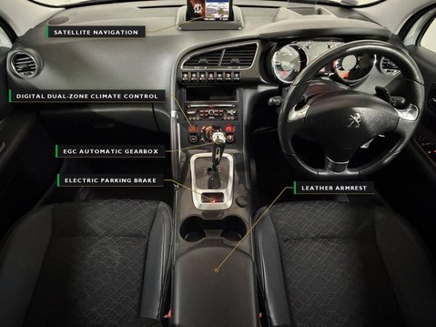 Peugeot 3008 E-HDI ALLURE 12