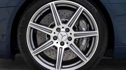 Mercedes-Benz raises the bar with new M-Class luxury car