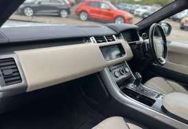 Land Rover Range Rover Sport 3.0 SDV6 AUTOBIOGRAPHY DYNAMIC AUTO 32