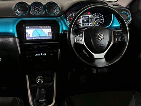 Suzuki Vitara SZ5 URBAN 14