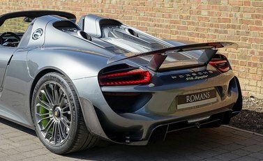 Porsche 918 Spyder 9