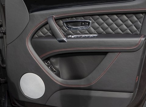 Bentley Bentayga V8 Diesel 22