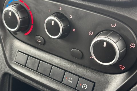 Iveco Daily 35C14 Single Cab Cage Tipper 18