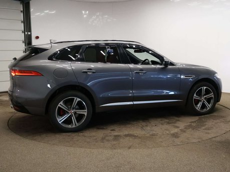 Jaguar F-Pace 3.0 F-Pace V6 S AWD D Auto 4WD 5dr 9