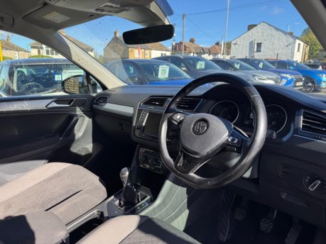 Volkswagen Tiguan SE NAV TDI BMT 8