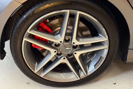 Mercedes-Benz A Class 2.0 A45 AMG Hatchback 5dr Petrol SpdS DCT 4MATIC Euro 6 (s/s) (360 ps) 42