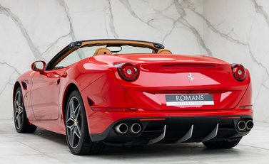 Ferrari California T 10