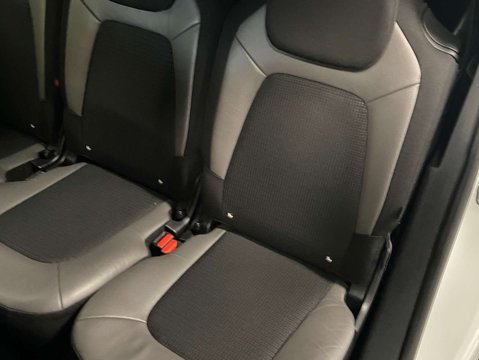 Citroen C4 Spacetourer 1.5 C4 Grand Spacetourer Feel+ Blue HDi S/S Auto 5dr 32